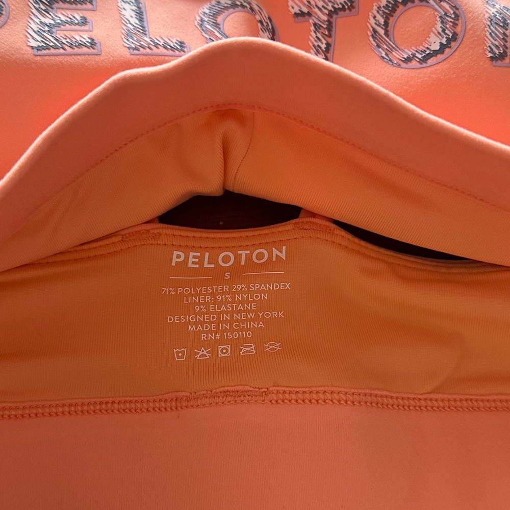 Peloton Set - Picture 5 of 10